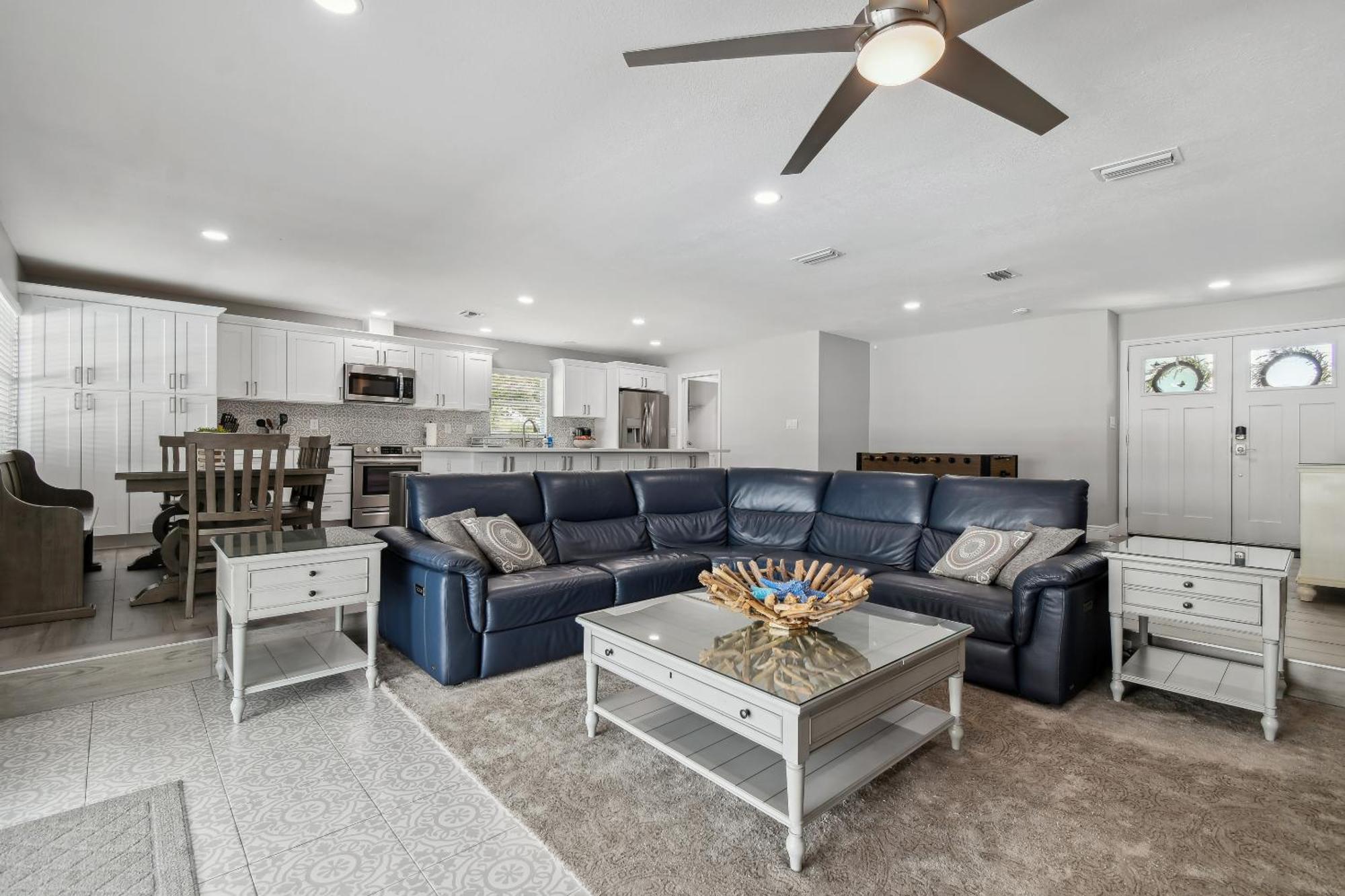 Lake House Westchase Area. Heated Pool Waterfront! Tampa Bagian luar foto