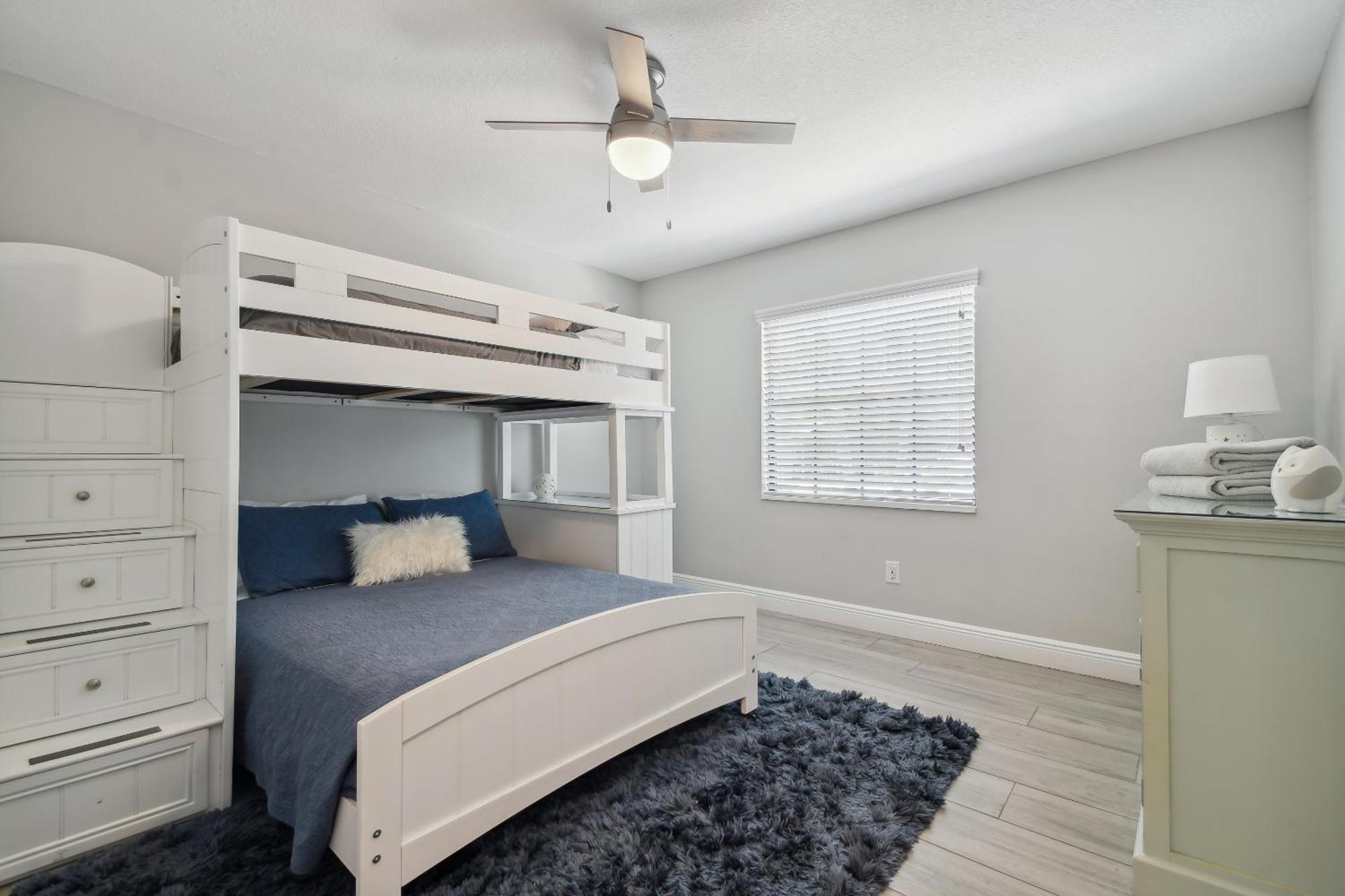 Lake House Westchase Area. Heated Pool Waterfront! Tampa Bagian luar foto
