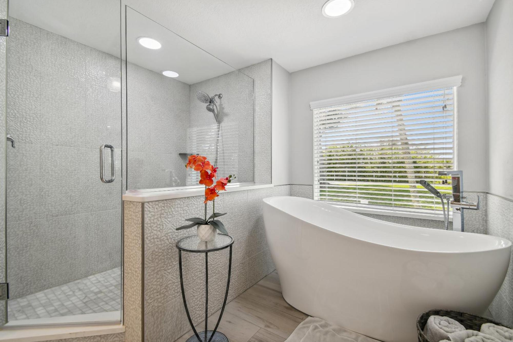 Lake House Westchase Area. Heated Pool Waterfront! Tampa Bagian luar foto