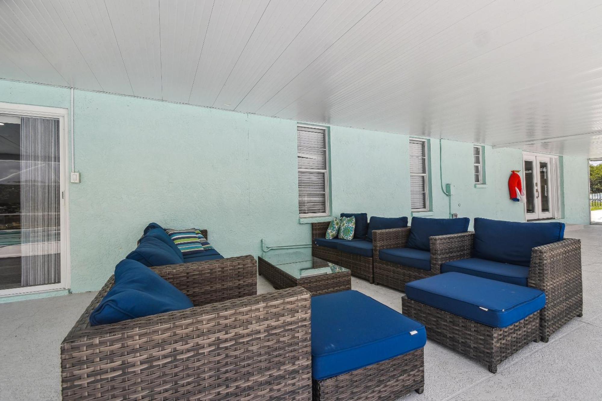 Lake House Westchase Area. Heated Pool Waterfront! Tampa Bagian luar foto